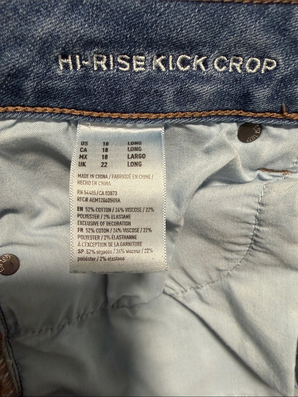 American Eagle Outfitters Light Blue Super Stretch Jeans - Picture 5 of 5